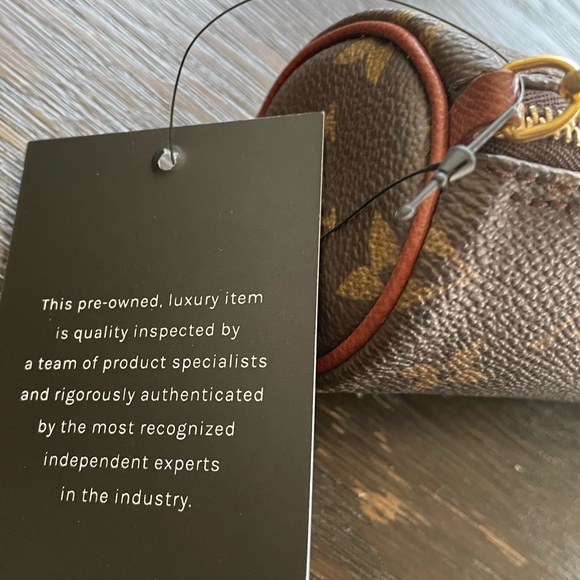 AUTHENTIC - Louis Vuitton small handbag - Picture 2 of 3